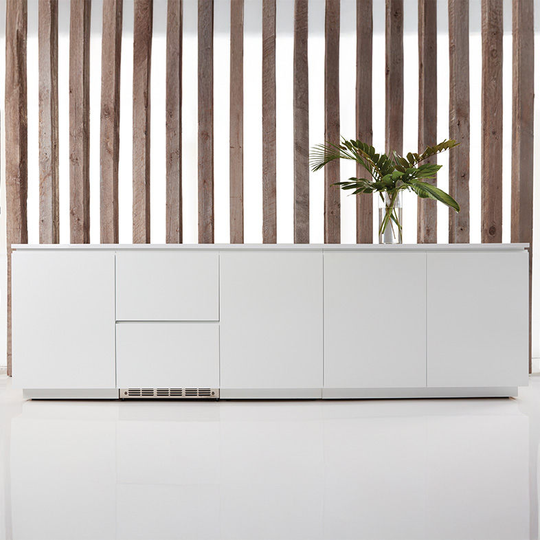 Performance Credenzas