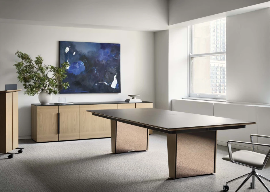 DM49CD~1.jpg main slideshow item 3