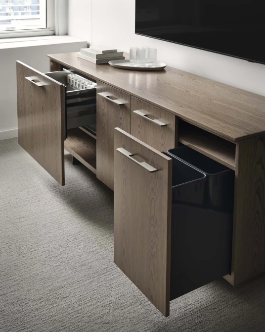 DMitchell_Nucraft_ChicagoShowroom_18.jpg main slideshow item 11