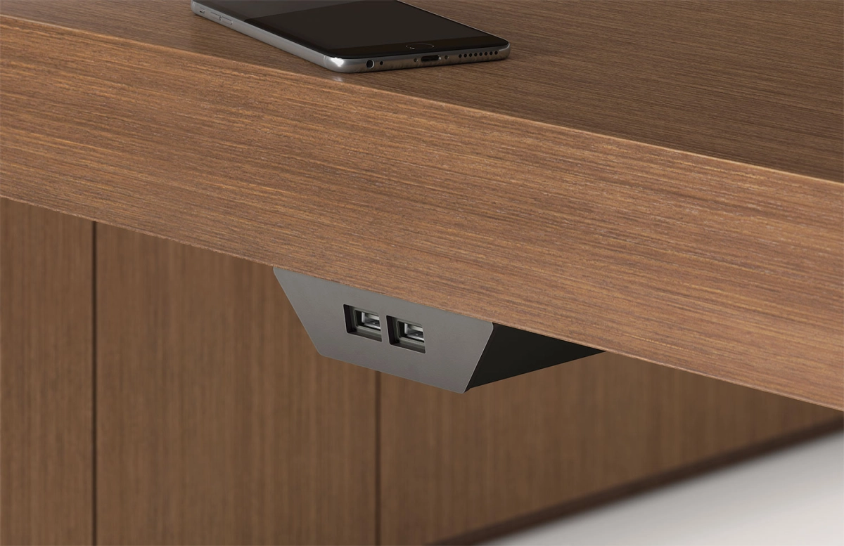 Nucraft_Tesano_Power_Charging-Trac_Tesano-edge_LR.jpg page slideshow item 2