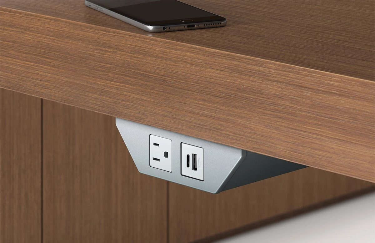Nucraft_Tesano_Power_PowerRail_Tesano-edge_LR usb ac.jpg page slideshow item 1